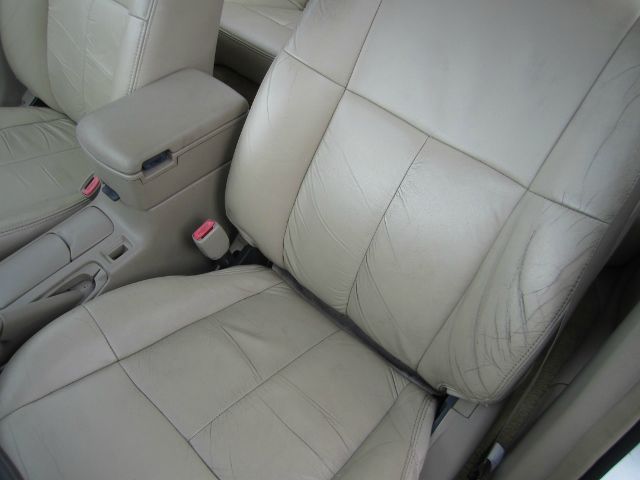 Nissan Altima 2000 photo 12