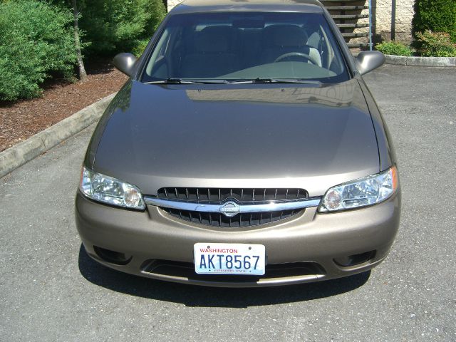 Nissan Altima 2000 photo 4