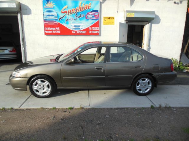 Nissan Altima 2000 photo 18