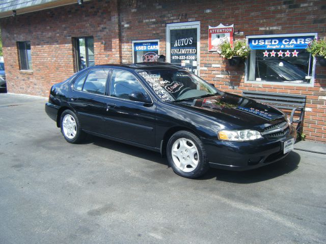 Nissan Altima 2000 photo 1