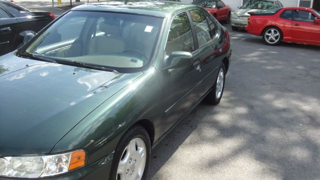 Nissan Altima 2000 photo 11