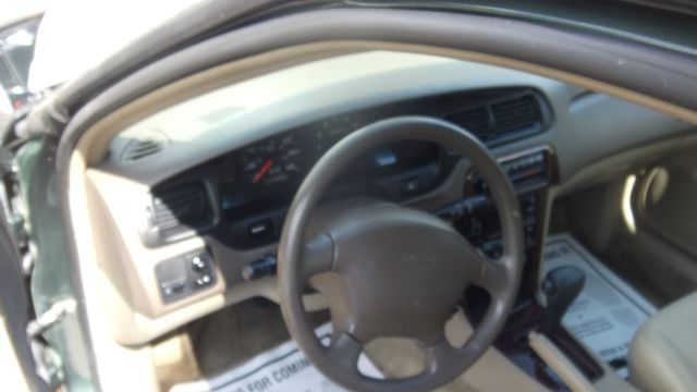 Nissan Altima 2000 photo 8