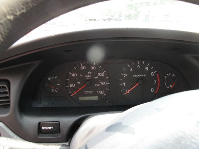 Nissan Altima 2000 photo 2