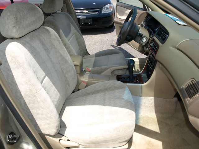 Nissan Altima 2000 photo 12