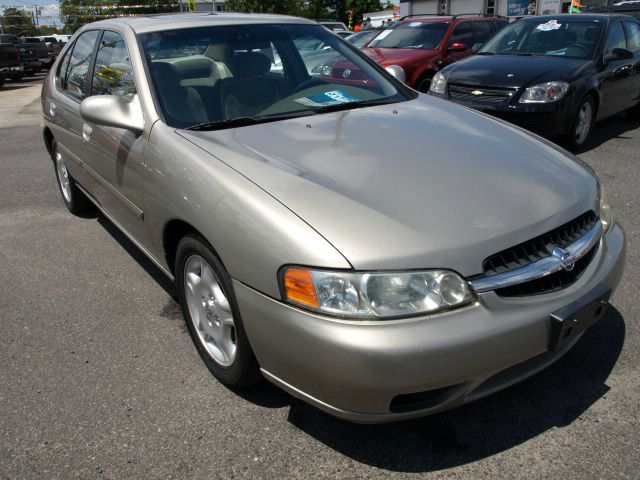 Nissan Altima 2000 photo 20