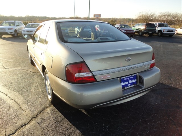 Nissan Altima 2001 photo 3