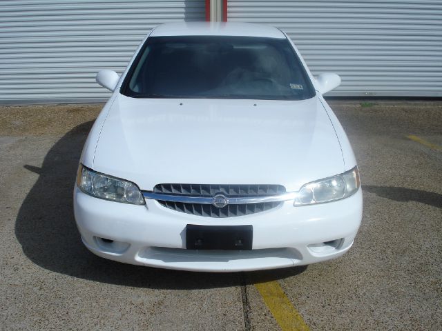 Nissan Altima 2001 photo 3