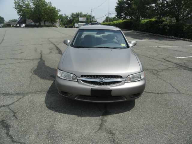 Nissan Altima 2001 photo 18