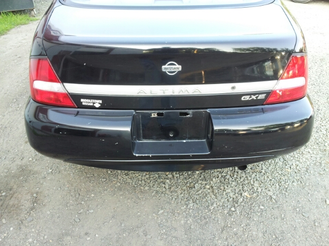 Nissan Altima 2001 photo 1