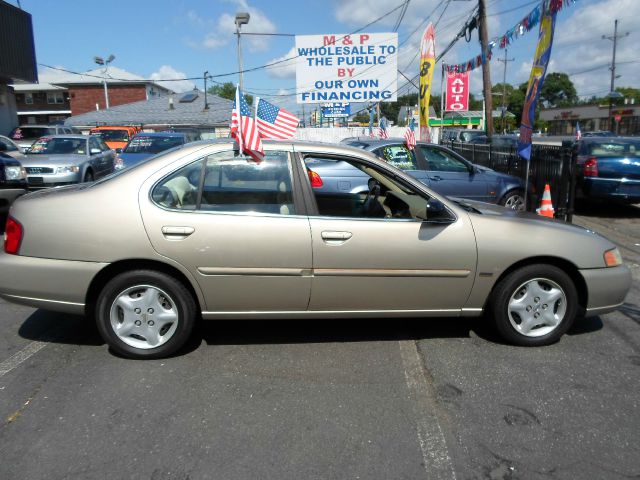 Nissan Altima 2001 photo 3