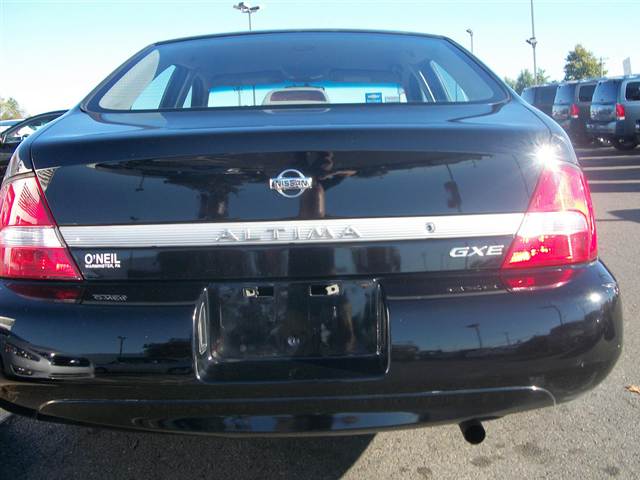 Nissan Altima 2001 photo 3