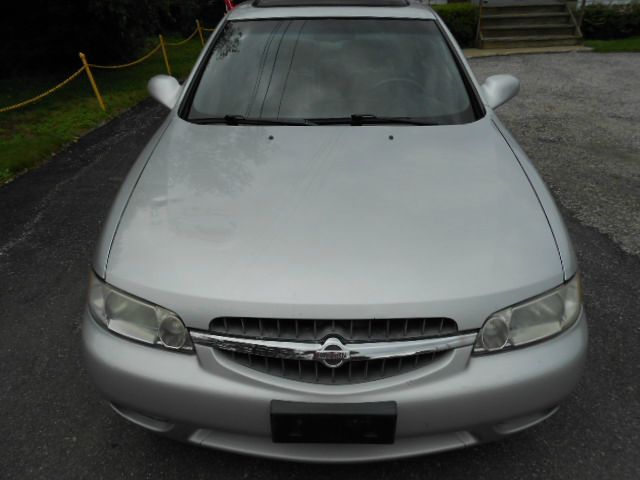 Nissan Altima 2001 photo 4