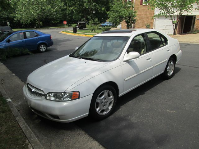 Nissan Altima 2001 photo 2