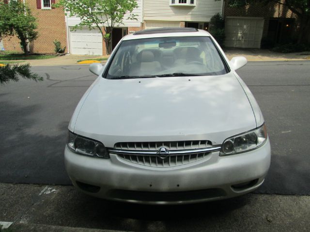 Nissan Altima 2001 photo 3