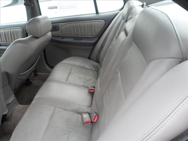 Nissan Altima 2001 photo 4