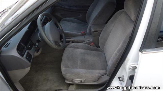 Nissan Altima 2001 photo 4