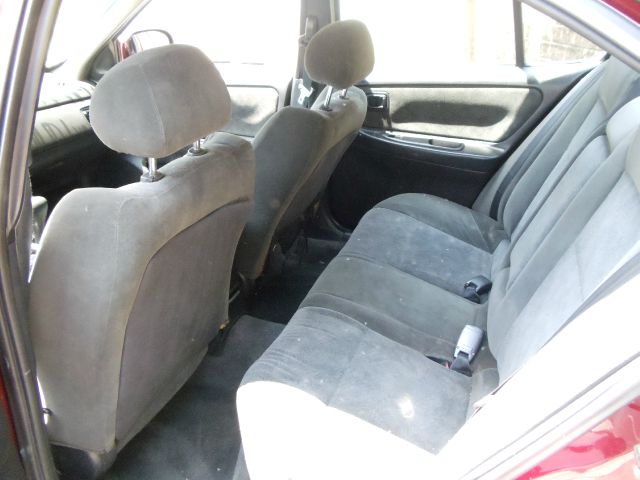 Nissan Altima 2001 photo 1