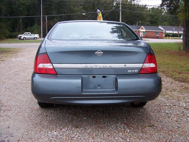 Nissan Altima 2001 photo 2