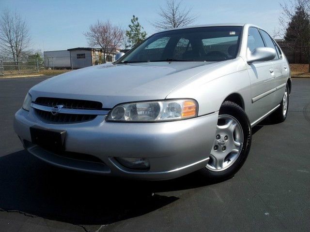 Nissan Altima 2001 photo 2