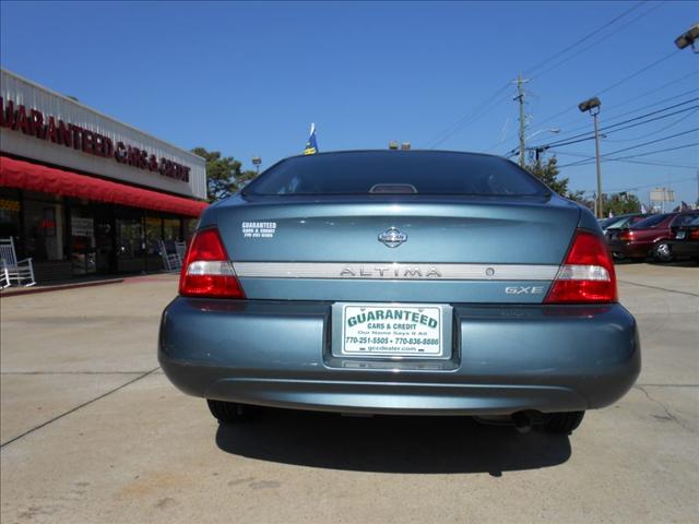 Nissan Altima 2001 photo 2