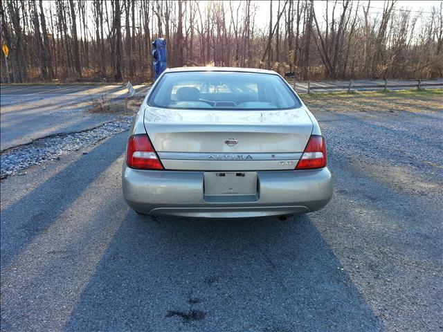 Nissan Altima 2001 photo 3