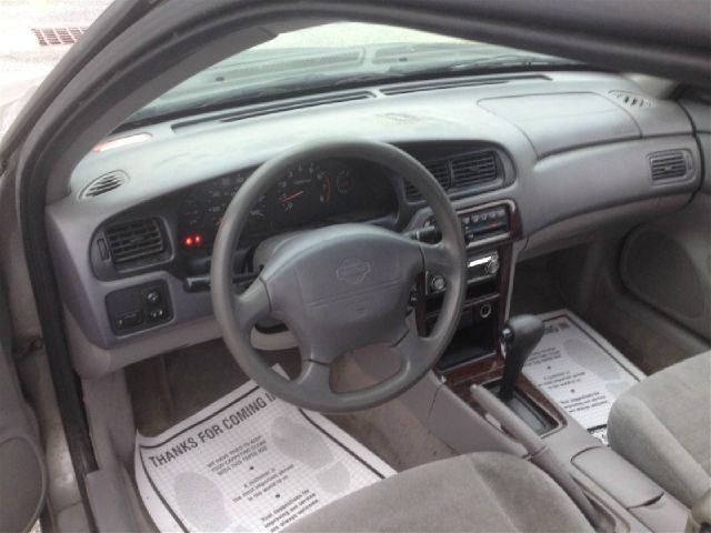 Nissan Altima 2001 photo 11