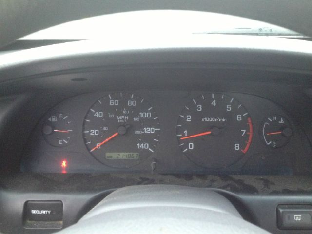 Nissan Altima 2001 photo 2