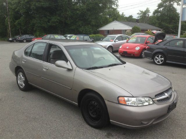 Nissan Altima 2001 photo 8