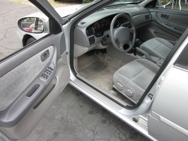 Nissan Altima 2001 photo 13