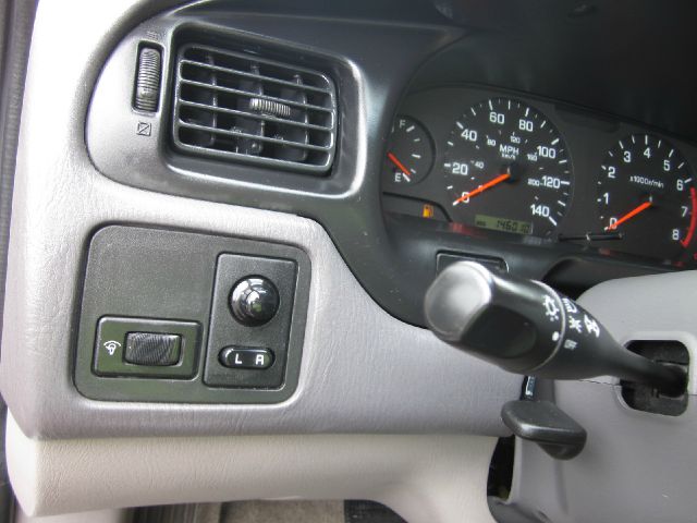 Nissan Altima 2001 photo 7