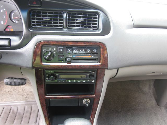 Nissan Altima 2001 photo 8