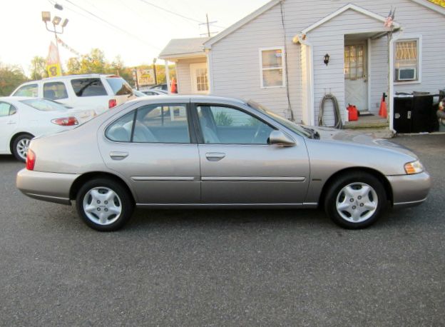 Nissan Altima 2001 photo 3