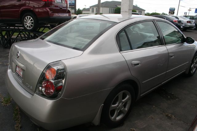 Nissan Altima 2002 photo 4