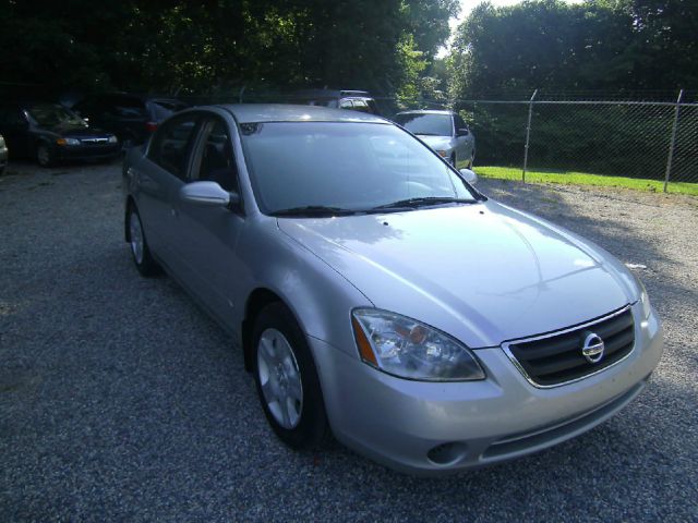 Nissan Altima 2002 photo 4