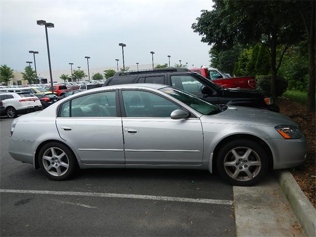 Nissan Altima LE Sedan