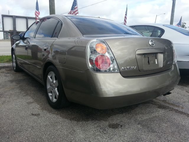 Nissan Altima 2002 photo 3