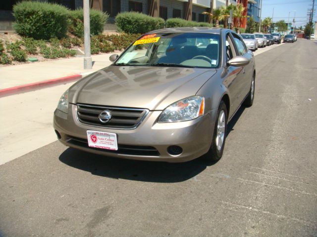 Nissan Altima 2002 photo 4