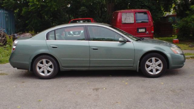 Nissan Altima 2002 photo 7