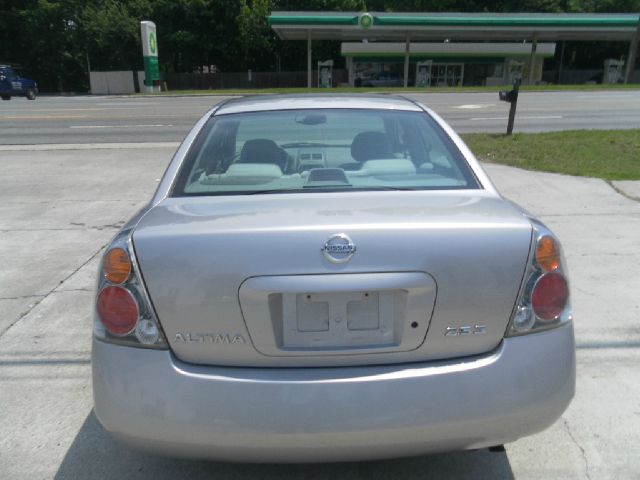 Nissan Altima 2002 photo 8