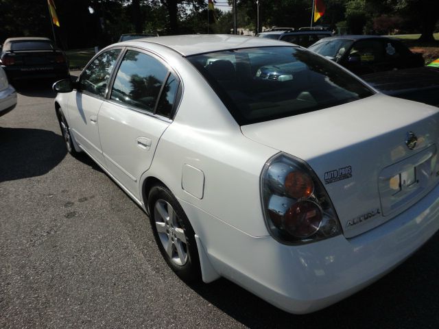 Nissan Altima 2002 photo 3