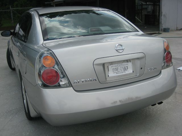 Nissan Altima 2002 photo 3