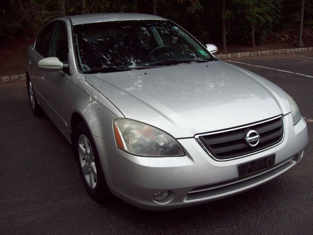 Nissan Altima 2002 photo 1