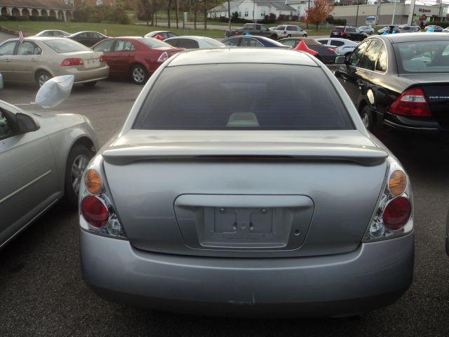 Nissan Altima 2002 photo 3