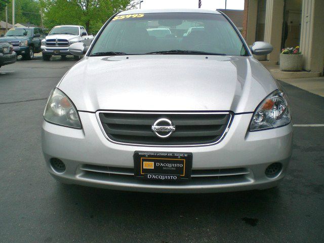 Nissan Altima 2002 photo 2