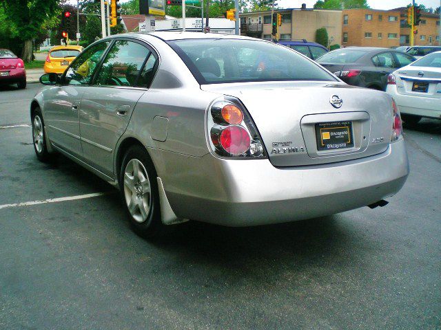 Nissan Altima 2002 photo 3