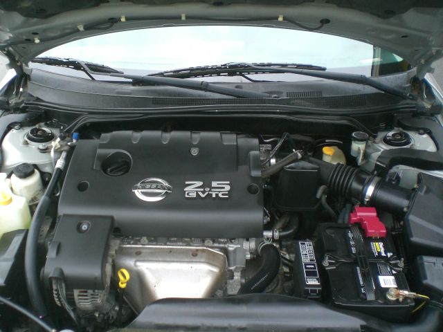 Nissan Altima 2002 photo 7