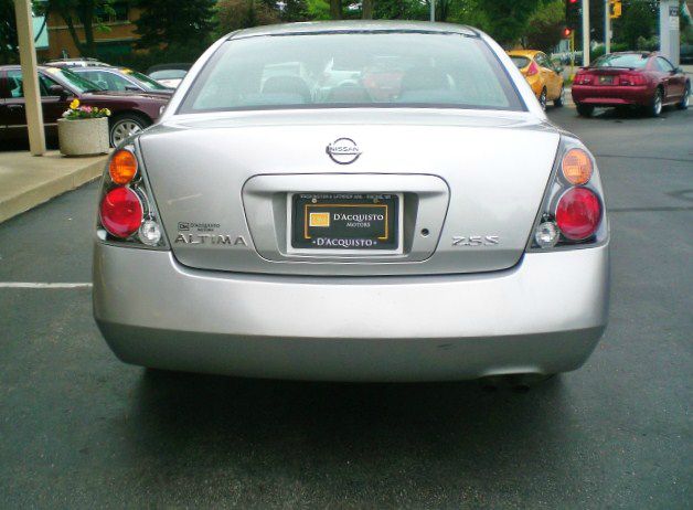 Nissan Altima 2002 photo 9