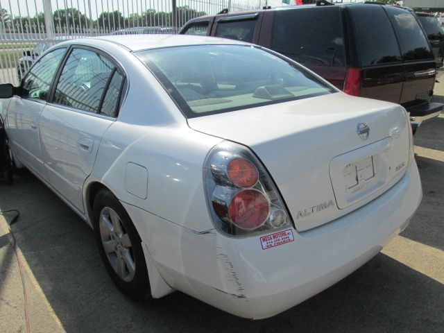 Nissan Altima GS-R Sedan