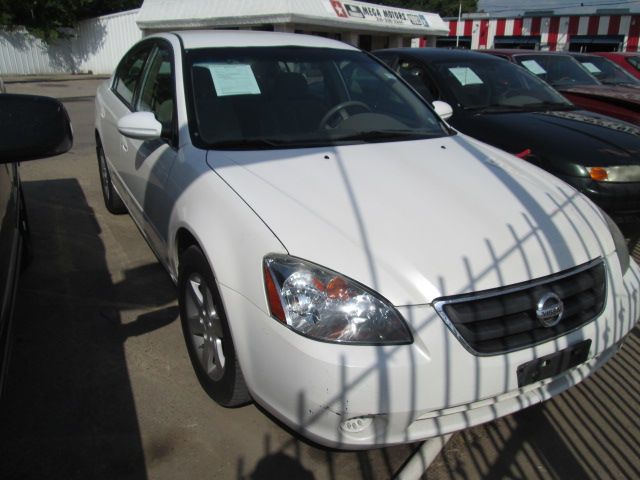 Nissan Altima 2002 photo 2