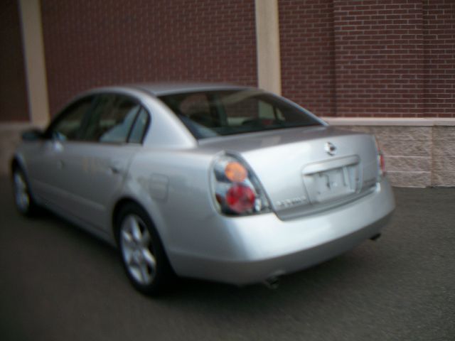 Nissan Altima LE Sedan